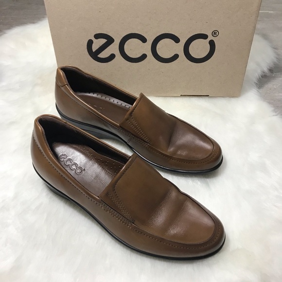 ecco leather slip on